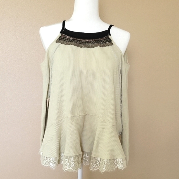 Free People New Romantics Mint Green Waffle Knit Cold Shoulder Blouse - Size M - Picture 1 of 8